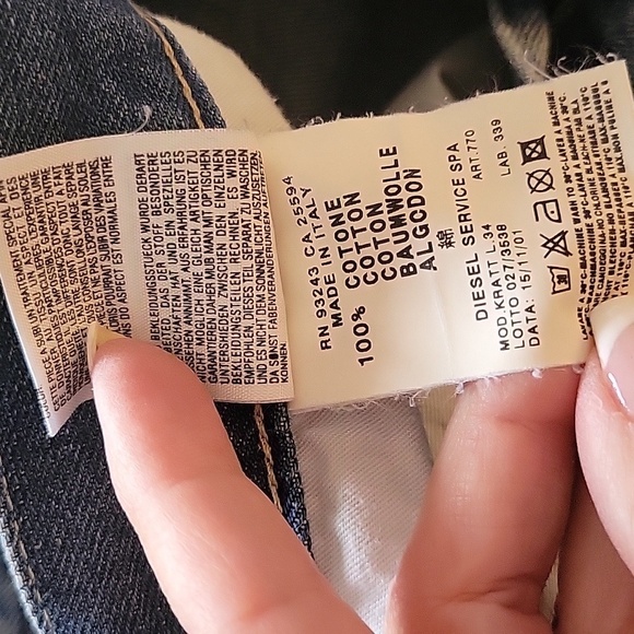 VINTAGE DIESEL BUTTON-FLY GARAGE WASH JEANS - Picture 14 of 14